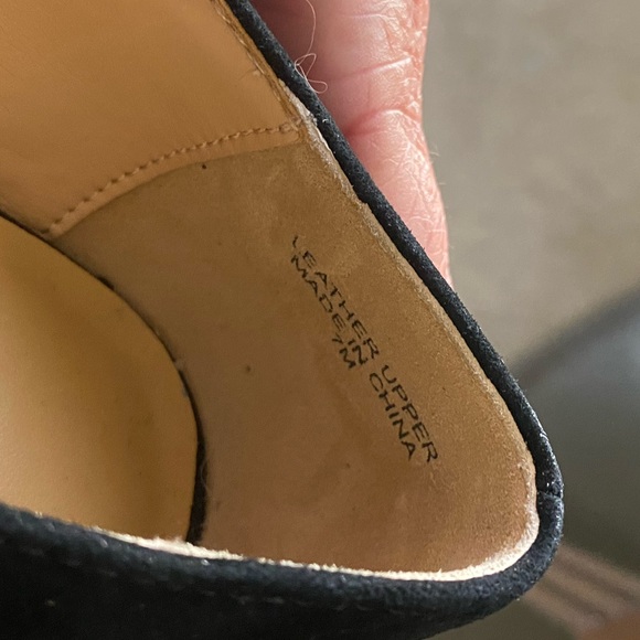 Talbots Black Suede Flats With bow Embellishments - Picture 7 of 14